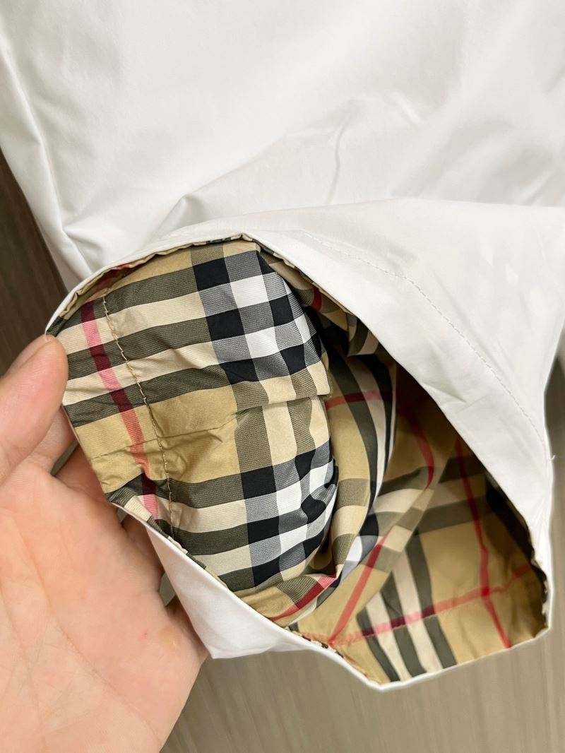 Burberry Short Pants